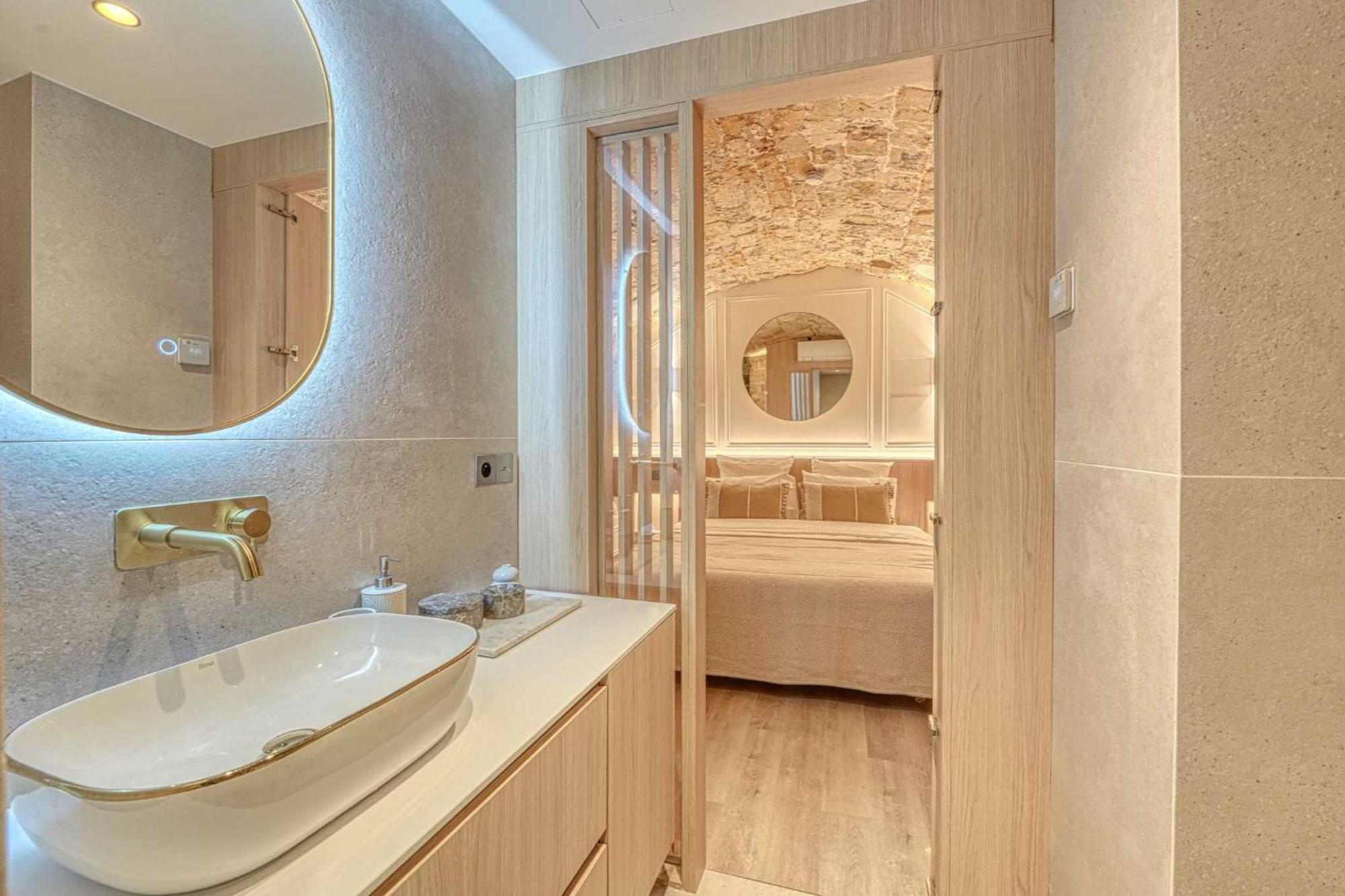 Historic Loft By Architect, Near Louvre